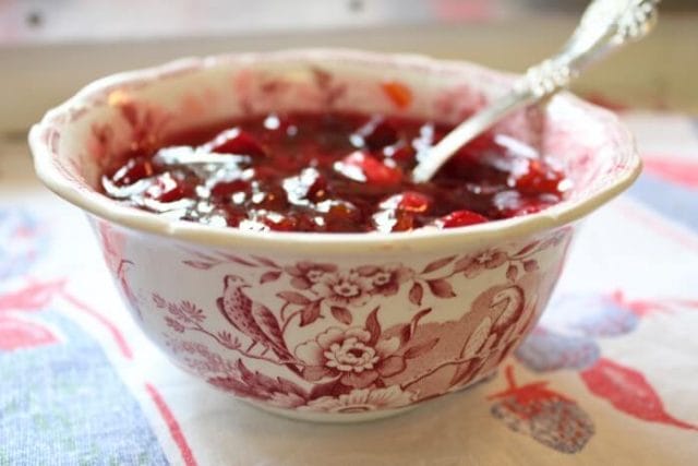 making Holiday Jam, cranberry orange marmalade